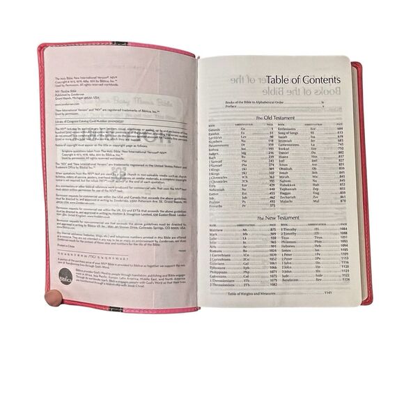 Busy Mom’s Bible New International Version 2011 NIV Pink Red Leather Soft Daily - Picture 14 of 16